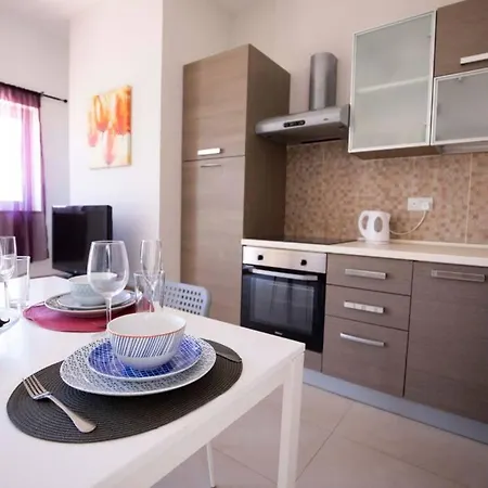 Strand Penthouse With Large Terrace Apartment Sliema